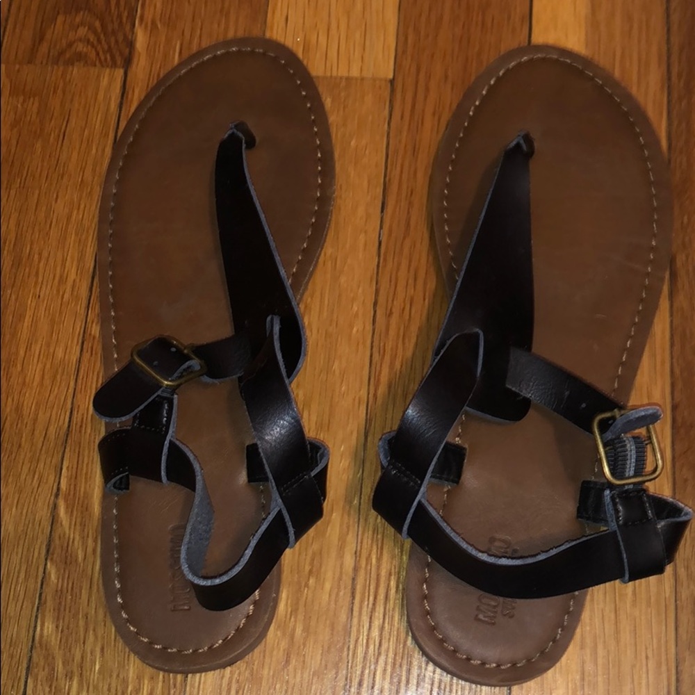 Black Sandals Size 8